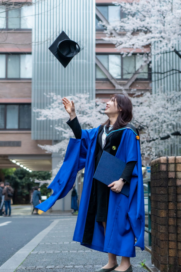 MAD03540 Graduation day at the University of Tokyo